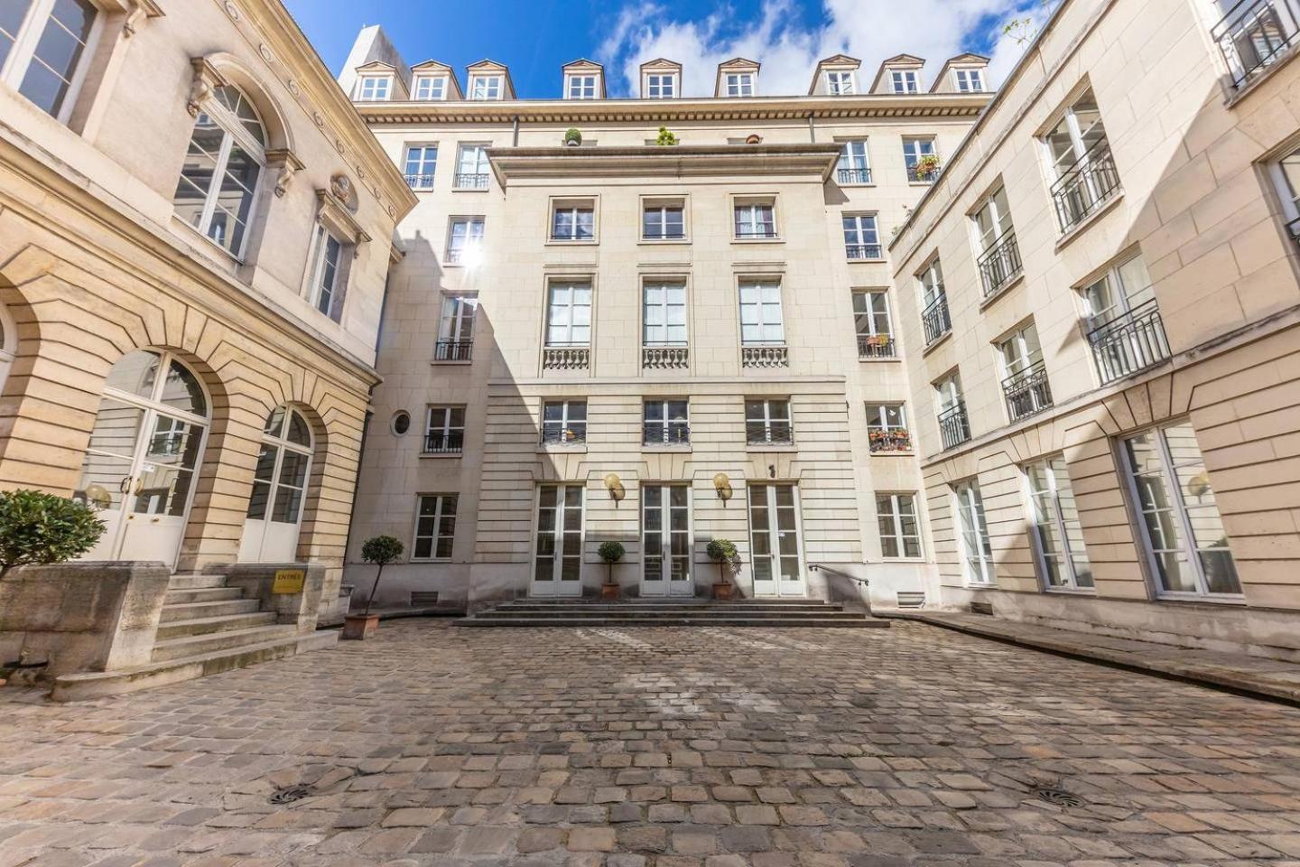 Home In Paris Marais Elegant Flat In Old Parijs Buitenkant foto